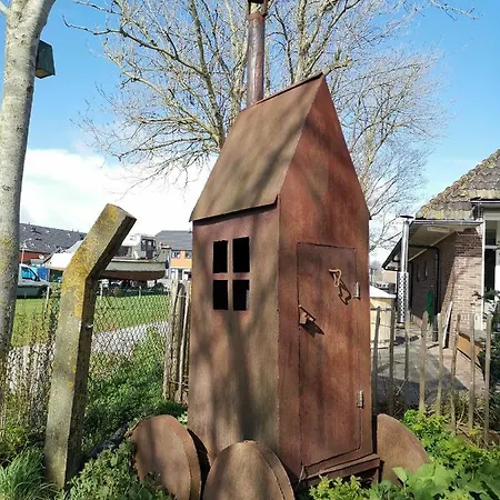 Διαμέρισμα Blank - A Night In The Gallery