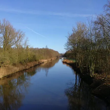 Blank - A Night In The Gallery * Den Oever