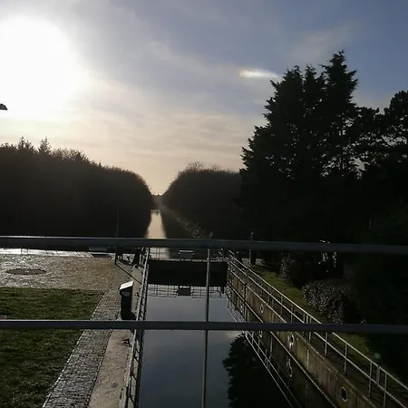 Blank - A Night In The Gallery Διαμέρισμα