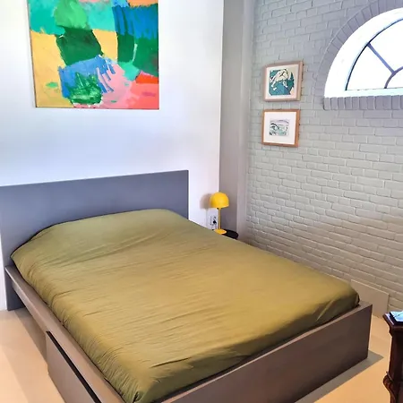 Blank - A Night In The Gallery Апартаменты *