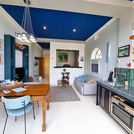 Blank - A Night In The Gallery * Den Oever