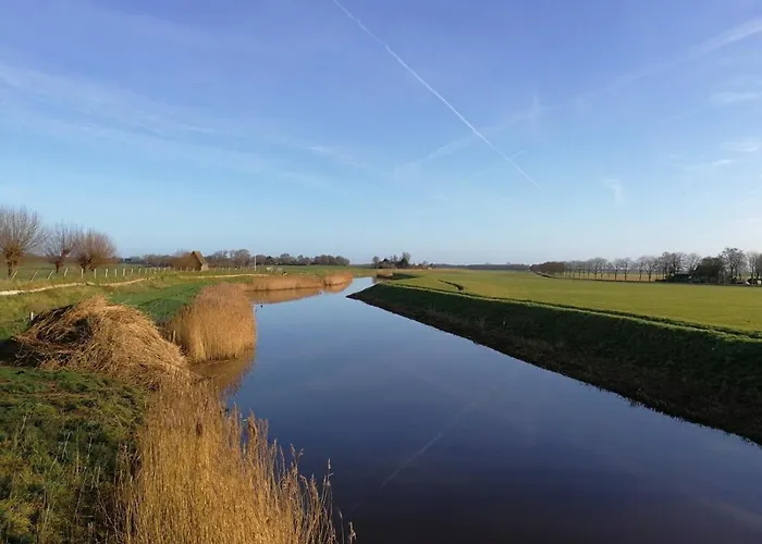 Blank - A Night In The Gallery * Den Oever