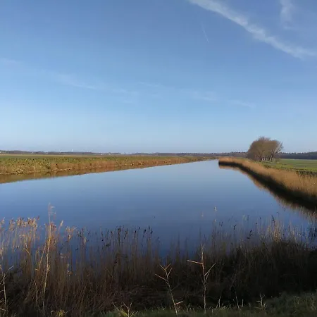 Blank - A Night In The Gallery Appartement *