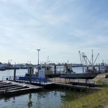 Appartement Blank - A Night In The Gallery *