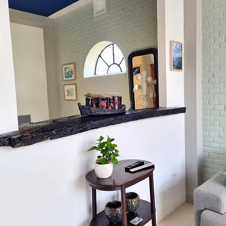 Appartement Blank - A Night In The Gallery Den Oever